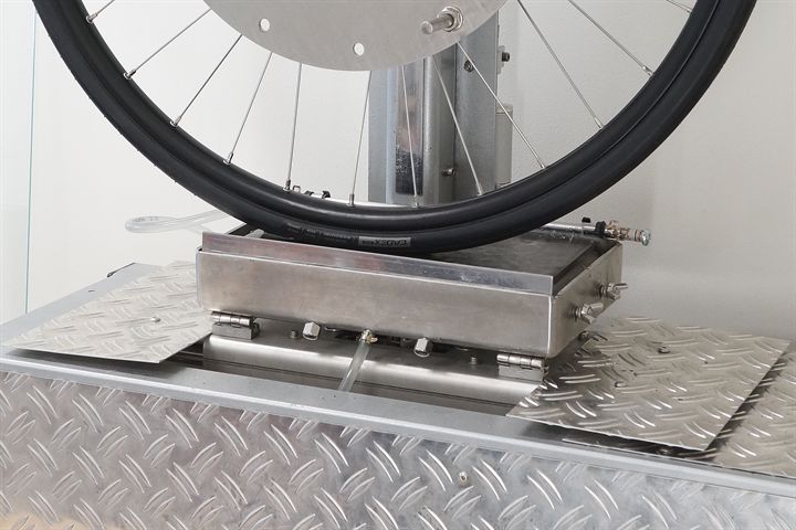 Cadex Aero Tire road bike tire on a grip test machine