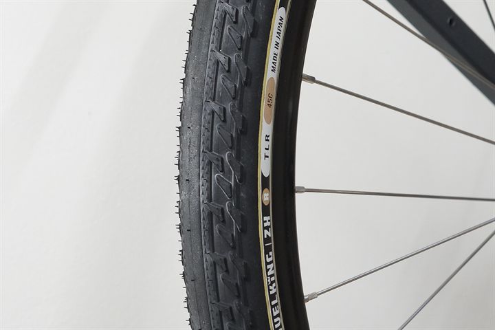 Panaracer GravelKing ZX R 45  mountain bike tire on a rolling resistance test machine