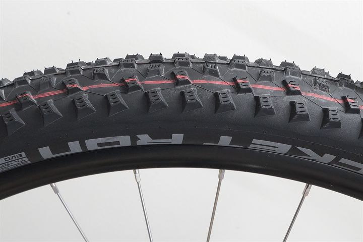 Schwalbe Rocket Ron Super Race Addix Speed 2026  mountain bike tire on a rolling resistance test machine