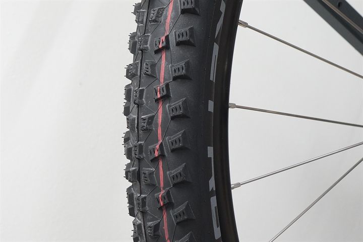 Schwalbe Rocket Ron Super Race Addix Speed 2026  mountain bike tire on a rolling resistance test machine