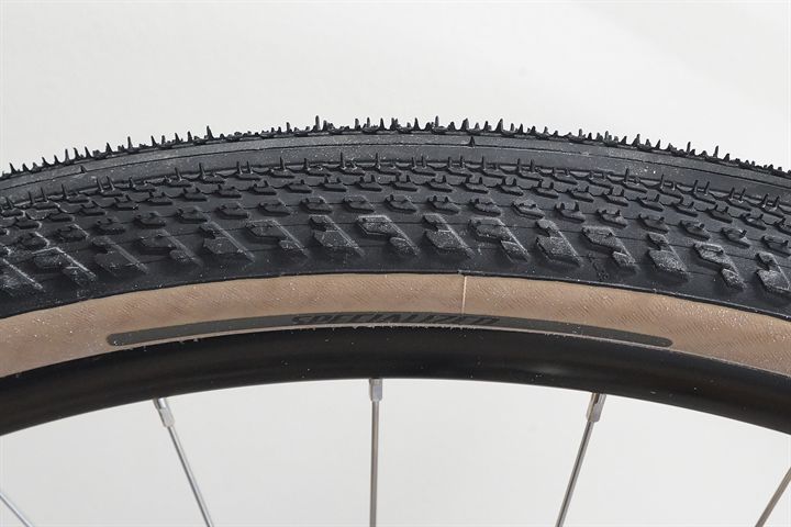 Specialized Pathfinder TLR 50  mountain bike tire on a rolling resistance test machine