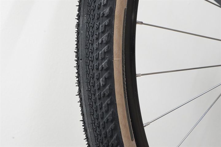 Specialized Pathfinder TLR 50  mountain bike tire on a rolling resistance test machine