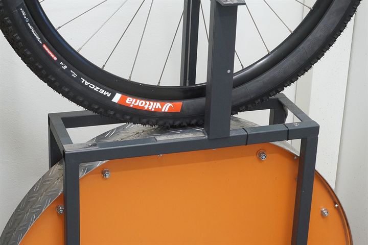Vittoria Mezcal XC Trail road bike tire on a rolling resistance test machine