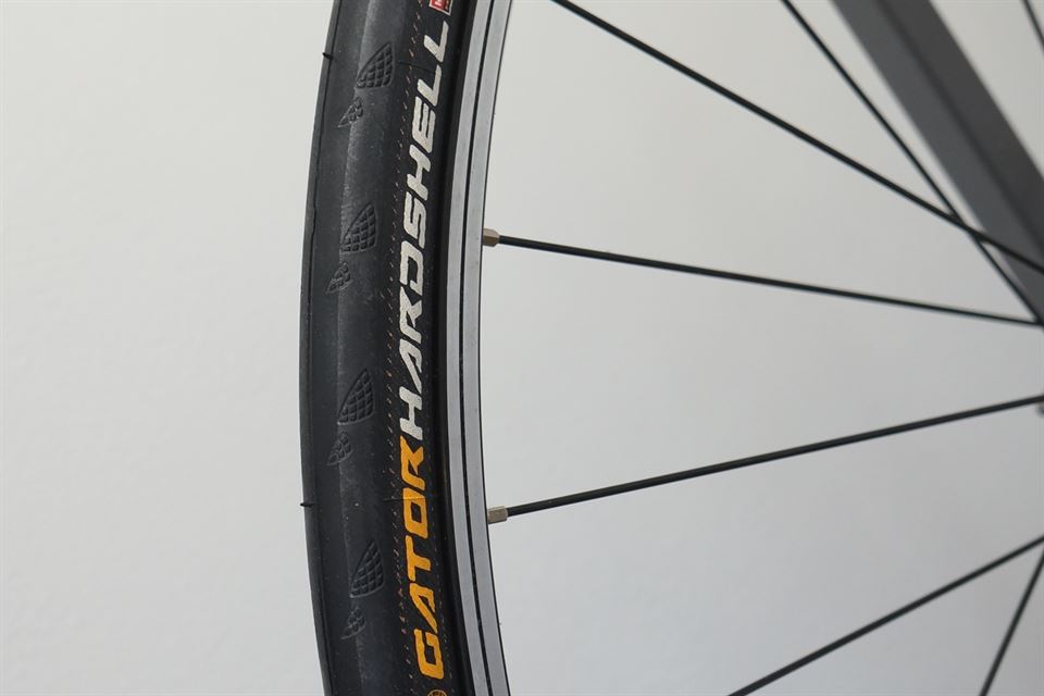 most puncture resistant bike tire