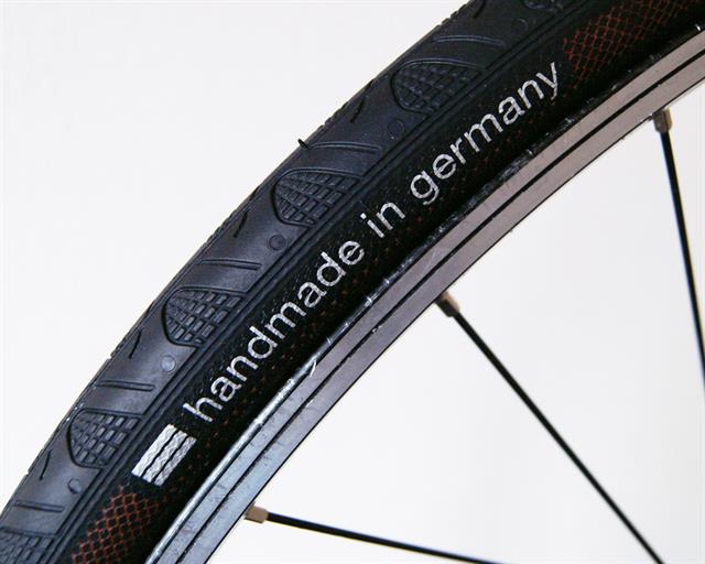 continental grand prix 4 season clincher road tyre