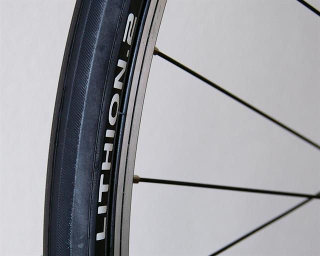 Michelin lithion 2 road hot sale tire