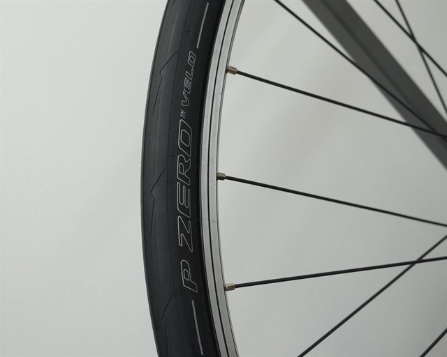 pirelli p zero velo tubeless