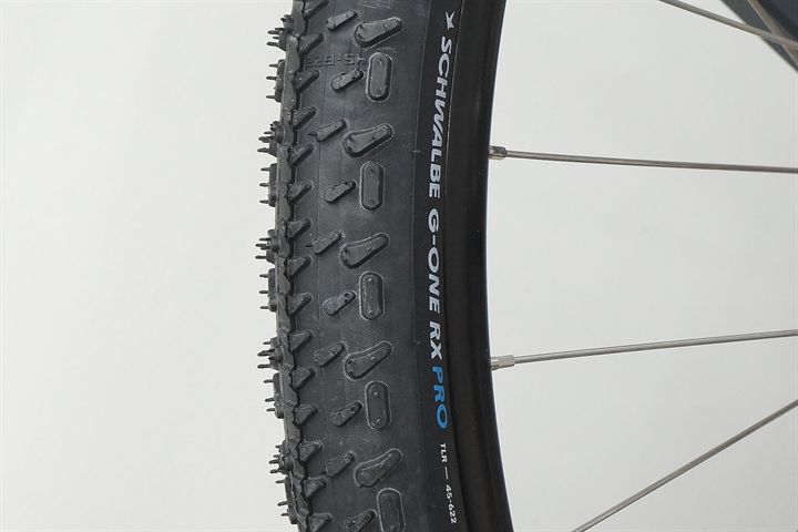 Schwalbe G-One RX Pro 45 Schwalbe G-One RX Pro 45 mountain bike tire on a rolling resistance test machine