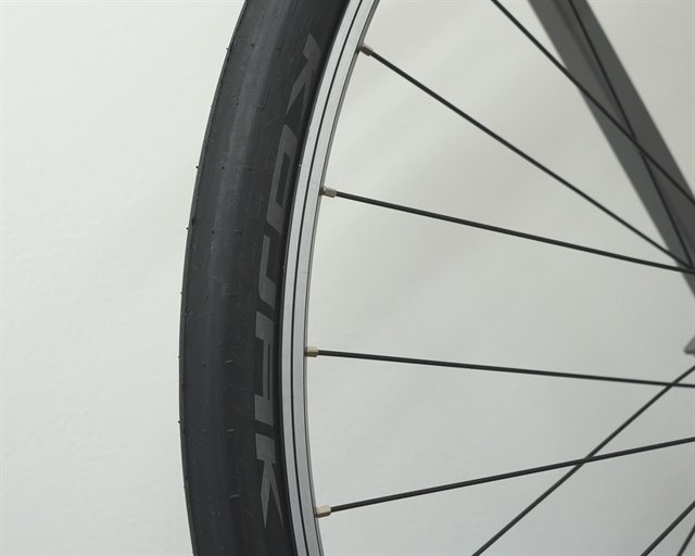 Schwalbe kojak 29 online inch