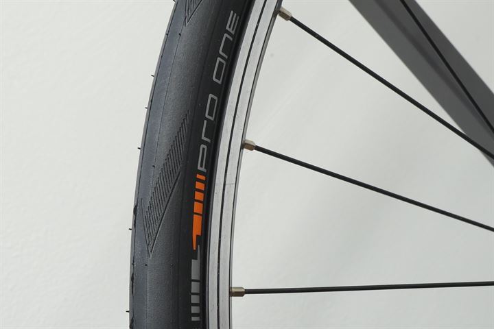 Schwalbe Pro One TLE Addix 25 Lab Test Review | Bicycle Rolling 