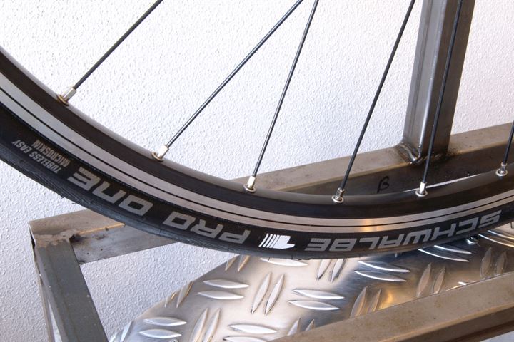 schwalbe one tubeless tyres