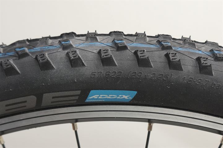 schwalbe rocket ron performance 29