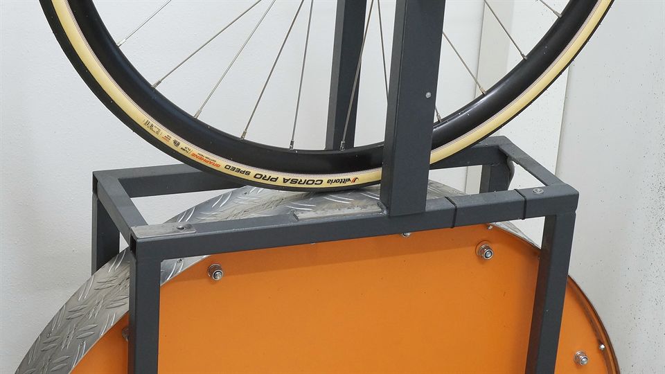 Vittoria Corsa Pro Speed TLR WR 29 Lab Test Vittoria Corsa Pro Speed TLR WR 29 on a rolling resistance machine