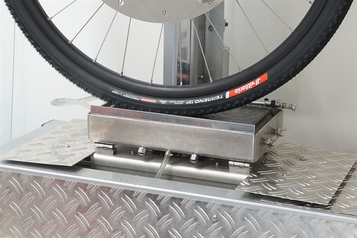 Vittoria Terreno T50 Mixed Gravel Endurance Vittoria Terreno T50 Mixed Gravel Endurance road bike tire on a grip test machine